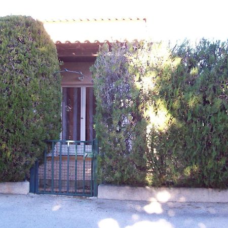 Mas De L Ile Rousse Apartment Bandol Bagian luar foto