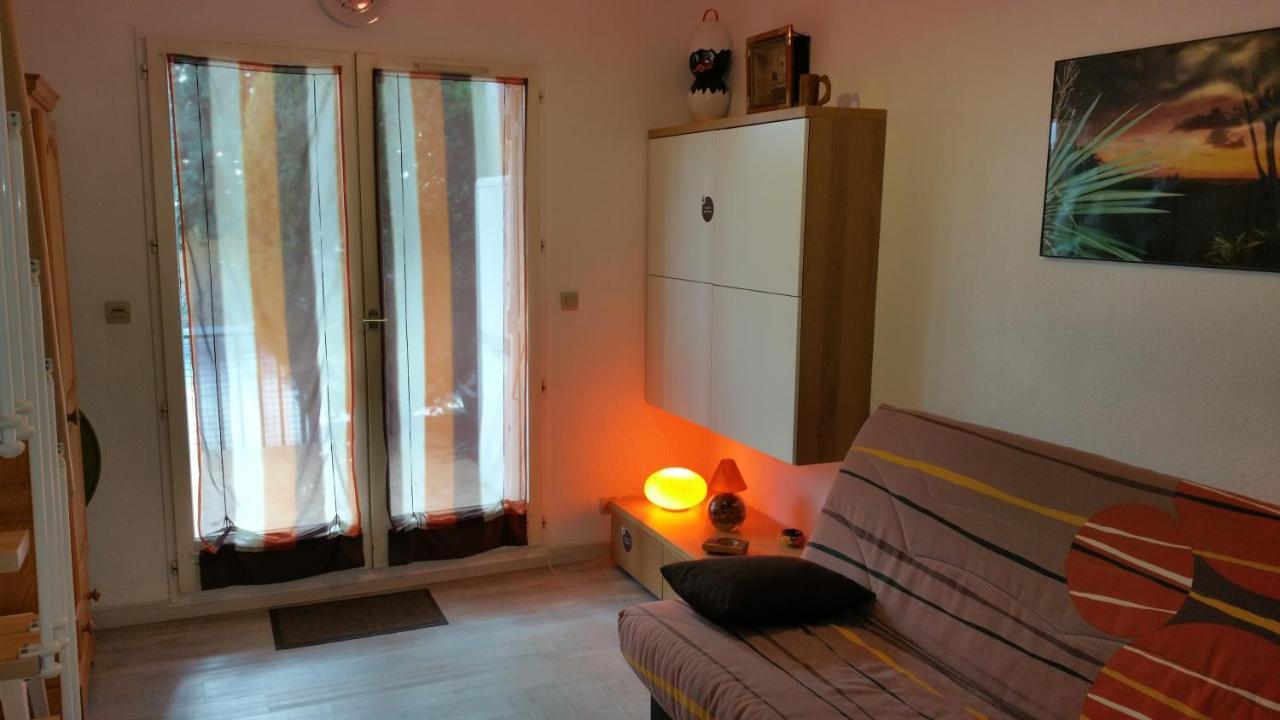 Mas De L Ile Rousse Apartment Bandol Bagian luar foto